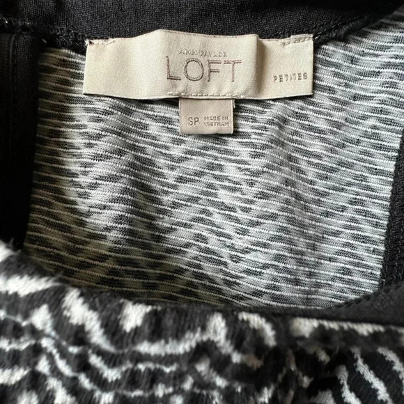 LOFT | NWOT | SLEEVELESS BLACK AND WHITE HERRINGBONE DRESS | SIZE: SMALL PETITE - Picture 9 of 10